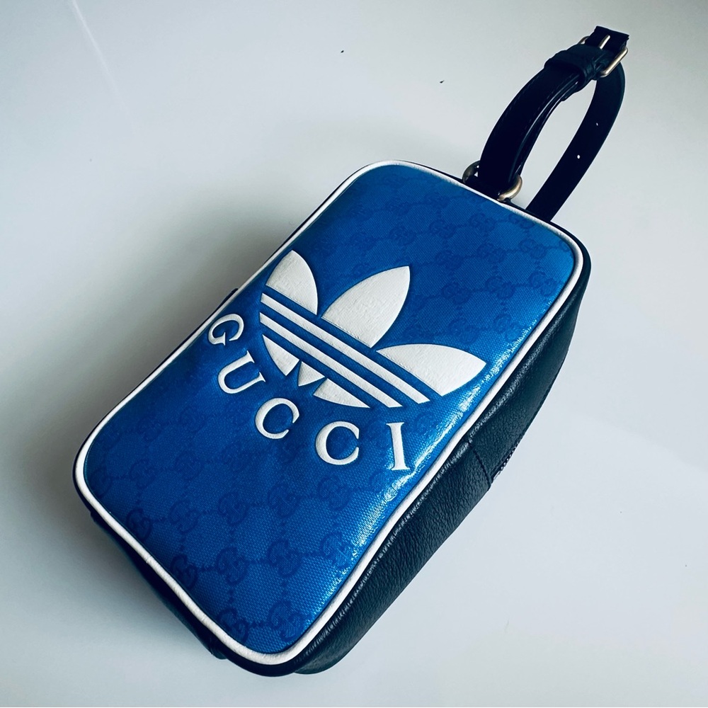 Gucci x Adidas Blue Belt Bag with White Accents - Picture 5 of 13